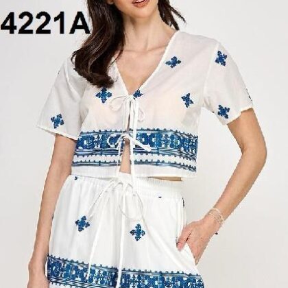 SET FIGURAS BORDADAS BLUSA CON AMARRE