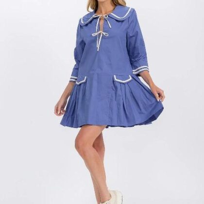 VESTIDO CONTORNOS BLANCOS CUELLO BOBO