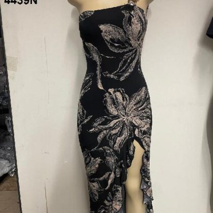 VESTIDO FLORAL BEIGE, UN HOMBRO