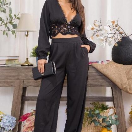 SET BLUSA ABOTONADA CON ENCAJE