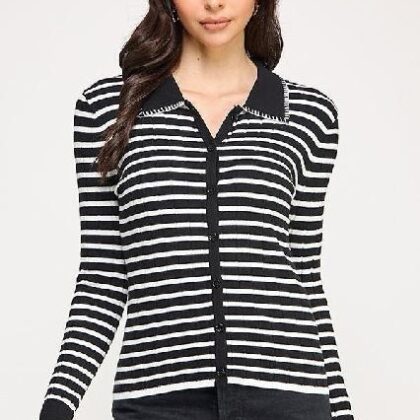 BLUSA RAYAS BLANCAS, ABOTONADA