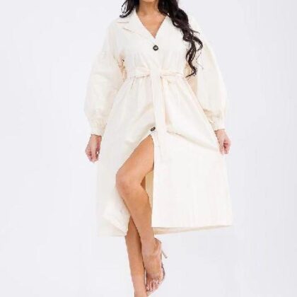 VESTIDO CREMA DE MEZCLILLA, LAZO CINTURA