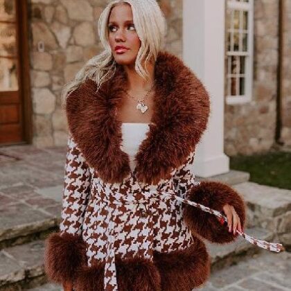 ABRIGO PATA DE GALLO CON PELUCHE