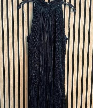 VESTIDO ACANALADO, HALTER