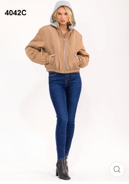 CHAMARRA CAPUCHA GRIS, ROMPEVIENTOS