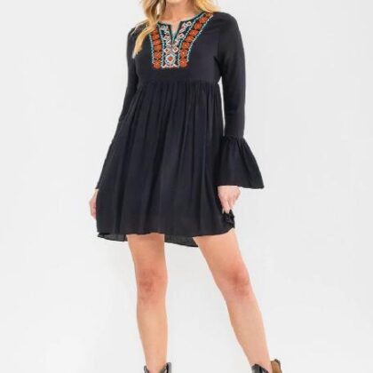 VSTIDO BORDADO EN PECHO, CORTO