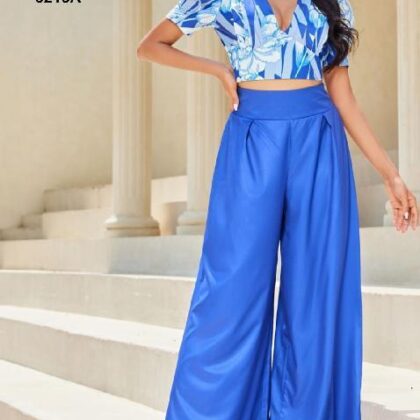 SET BLUSA FLOREADA ESCOTE ´V´