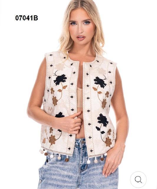 CHALECO FLORAL CAFE/NEGRO CON POMPONES