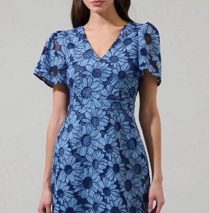 VESTIDO FLORES BORDADAS, ESCOTE ´V´