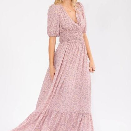 VESTIDO FLOREADO, ESCOTE ´V´