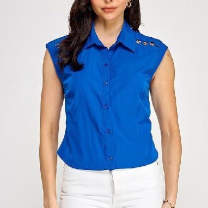 BLUSA DETALLE EN HOMBROS