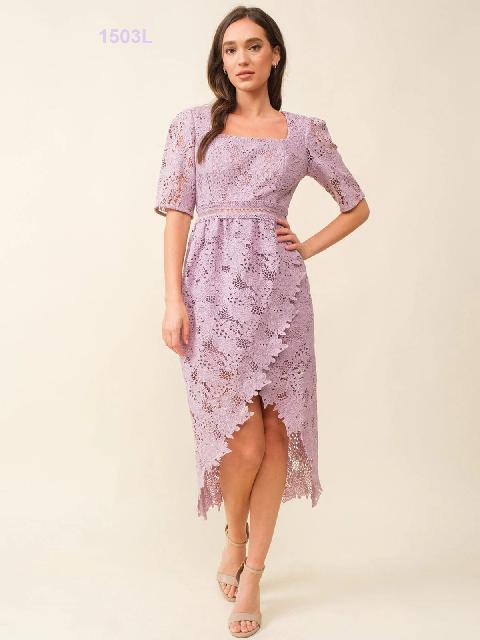 VESTIDO DE ENCAJE, FALDA CRUZADA