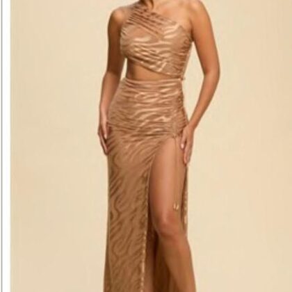 VESTIDO ONDAS SATIN, UN HOMBRO